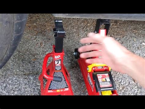 Review Big Red Torin Hydraulic Trolley Floor Jack Youtube