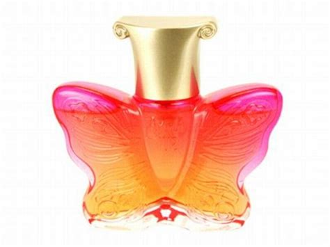 Flacon De Parfum Au Design Qui Raconte Une Histoire Archzine Fr Flacons De Parfum Parfum