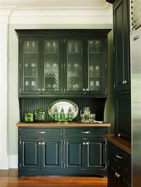 Once upon a time, cabinet glass was only seen in museums or grandma's corner hutch. Home Interior Design: Kitchen Cabinets: Stylish Ideas for ...