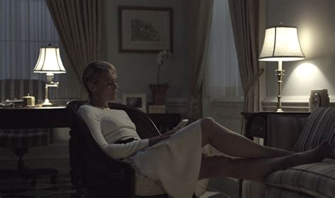 Style In Film Robin Wright In House Of Cards House Of Cards Robin Wright Claire Underwood