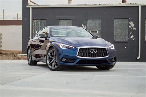 2019 Infiniti Q60 Offers Fast Times At Bad Tech High Cnet