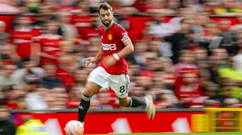 Bruno Fernandes Second In Premier Leagues Distance Covered Stats Manchester United
