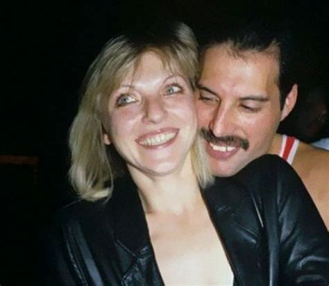 Une Femme Dans La Vie De Freddie Mercury