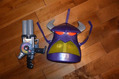Disney Toy Story Evil Emperor Zurg Talking Mask Light Up And Voice