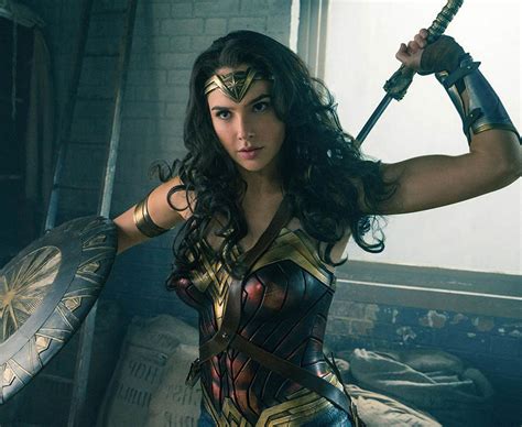 Wonder Woman Gal Gadot S Epic Adventure In Pictures Tinchaua