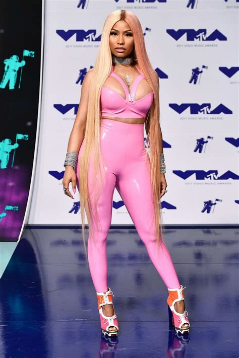 My left hand gifted cook who reached for amber's to blend in left loose and hand twined with that he was. Nicki Minaj at 2017 MTV Video Music Awards at the Forum in ...