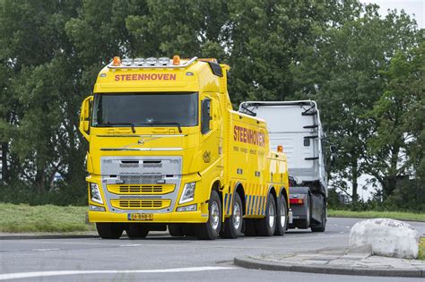 The development of fh in what it appeared to be a clean sheet of paper design took seven long years. Volvo FH 500 8x4 voor bergingsbedrijf Steenhoven - Alex ...