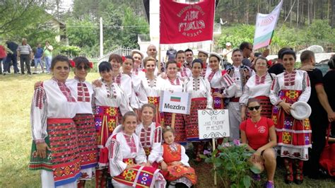 Мездренски танцьори се сдобиха с първо място на Национален фестивал