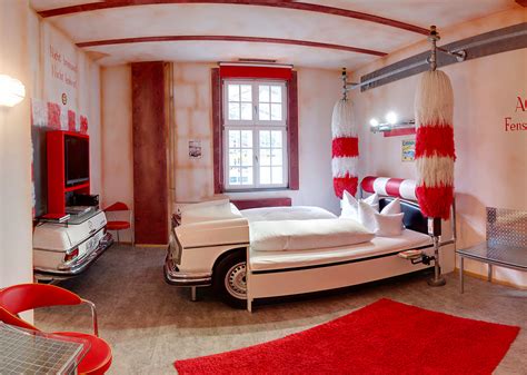 20 Of The Worlds Strangest Hotel Rooms Pics Matador Network