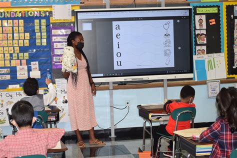 Elmont Schools Expands Reading Program To Second Grade Students
