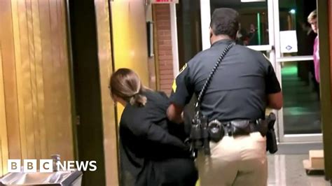 How This Us Teacher Ended Up In Handcuffs Bbc News