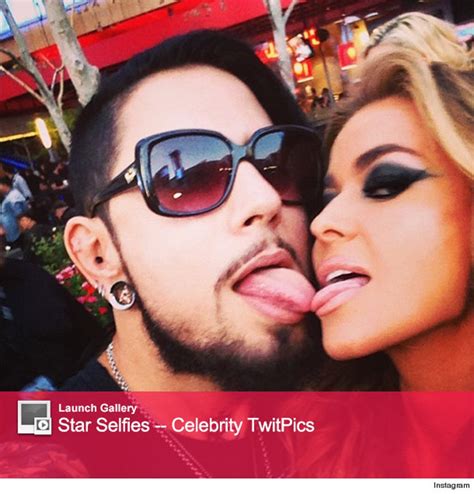 Carmen Electra And Dave Navarro Reunite Touch Tongues