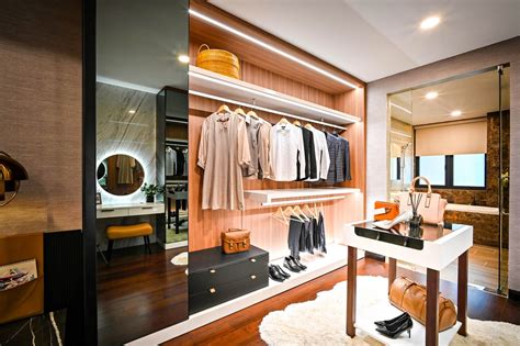 350 Wardrobe Pictures Hq Download Free Images On Unsplash