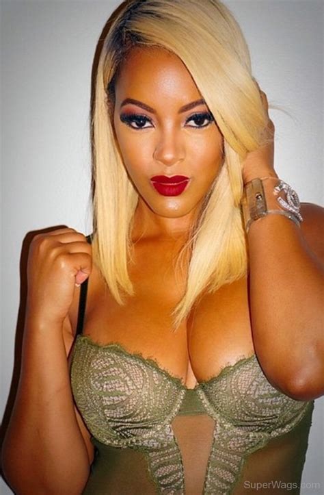 Malaysia Pargo Looking Hot Super Wags Hottest Wives And Girlfriends Of High Profile Sportsmen
