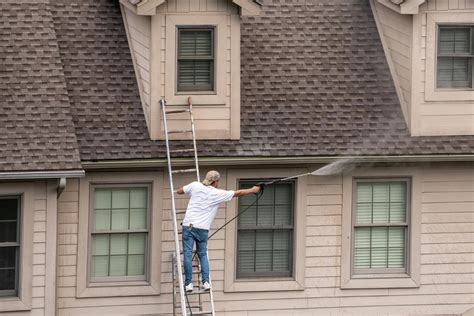 Blog How To Pressure Wash Your Siding And Gutters