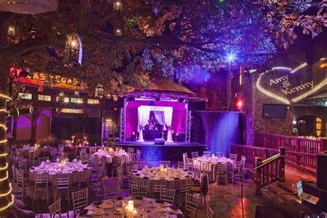 Ultimate Vegas Wedding Venue Guide House Of Blues And Foundation Room