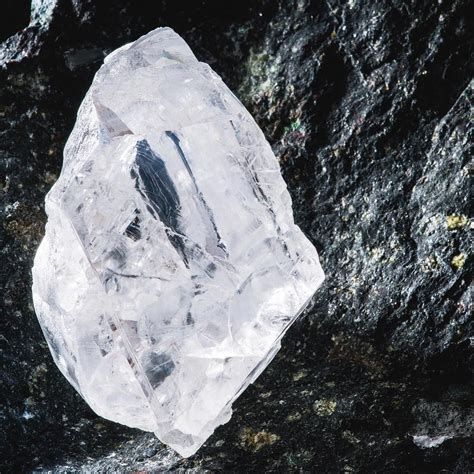 1109 Carat Rough Diamond Gemmy Gemstones Rough Diamond Diamond