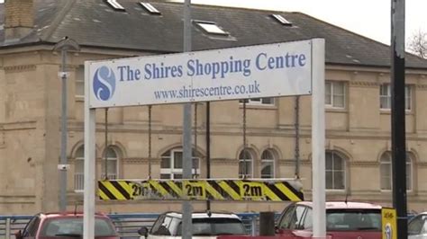 Security Guard Arrested In Trowbridge After Shoplifter Dies Bbc News