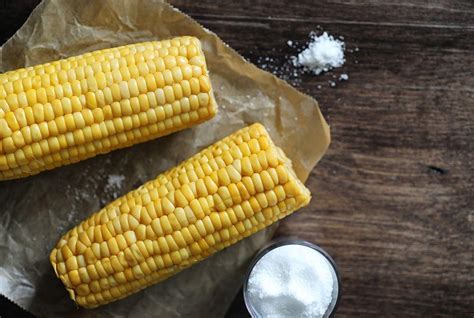 Peut-on manger du maïs cru?