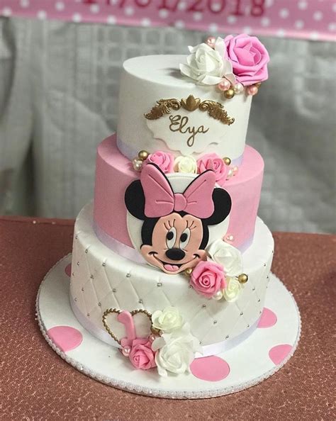22 Cute Minnie Mouse Cake Designs The Wonder Cottage Minnie Mouse Birthday Cakes Minnie