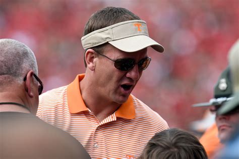 Peyton Manning On Search Committee For Next Tennessee Ad