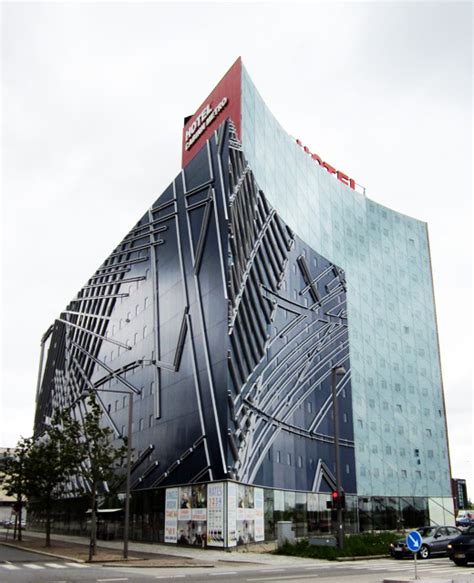 Maybe you would like to learn more about one of these? CABINN Metro Hotel - Libeskind