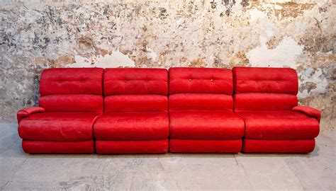 Entdecken sie das italienische sofa von viadurini italian sofas entworfen wurde. Modulares italienisches Vintage Sofa von Barovero, 1960er ...