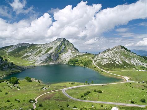 10 Great Lakes And Reservoirs In Spain