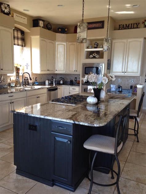 Our painted laminate kitchen cabinets look exactly as they did on the first day and the paint finish has held up beautifully. Momza's House: Annie Sloan Painted Kitchen Cabinets & Other Talents: