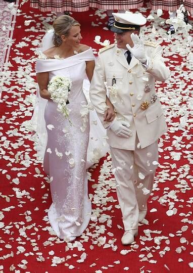 Princess Charlene Of Monaco Wedding Dress 2011 Designed By Giorgio