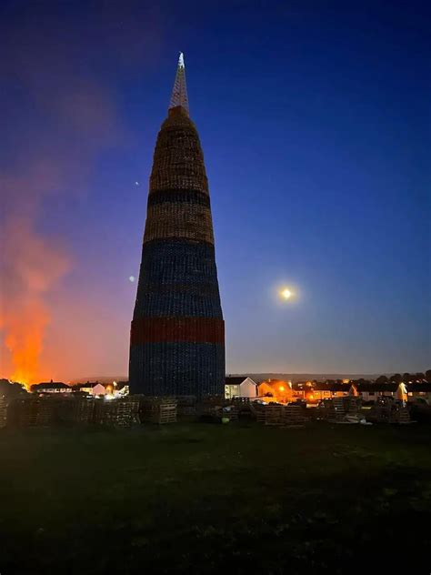 The Worlds Tallest Bonfire Over 200ft Tall Craigyhill Larne R