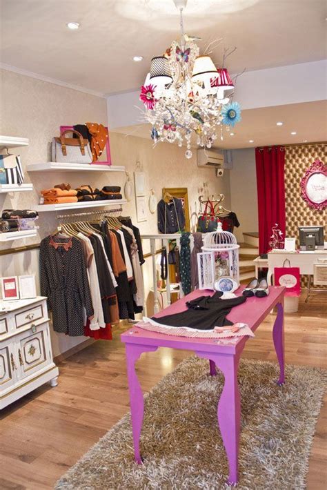 A boutique is a small retail shop selling clothes/ fabric/accessories and other goods to a specific segment of the market. Such a cute boutique! It looks very cute and inviting! | | Boutique Ideas | | Pinterest | Tables ...
