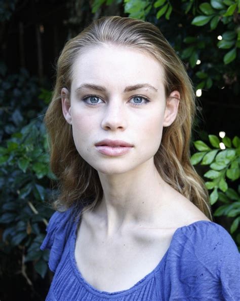 Lucy Fry Pictures 144 Images
