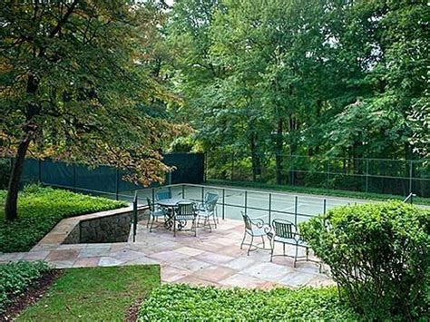 I will probably live in a place that has a lot of rain and snow for the majority of the. Best 25+ Backyard tennis court ideas on Pinterest | Tennis ...