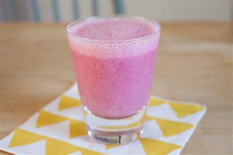 The Best Simple Smoothie Ever Berry And Banana Vegan Recipes