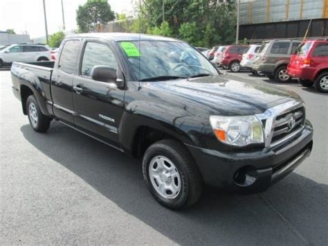 The toyota tacoma is a pickup truck manufactured in mexico and the u.s. 2010 Toyota Tacoma SR5 Access Cab Data, Info and Specs ...