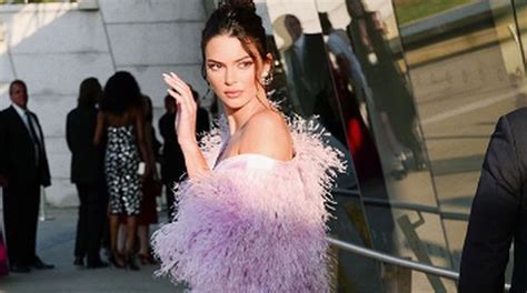 Kendall Jenner S Vogue Photoshoot Courts Controversy The Statesman