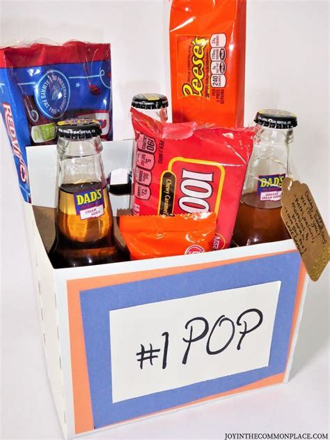 In addition to making our own father's day gift recommendations, we consulted consumer expert vipin porwal at smarty to learn more. How to Arrange a Father's Day Snack Box | Homemade fathers ...