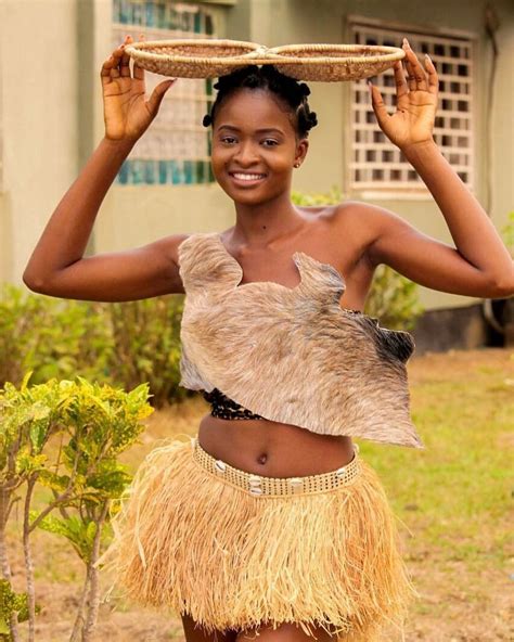 Miss Liberia 2017 Wokie Dolo Dressed In A Full Liberian Traditional