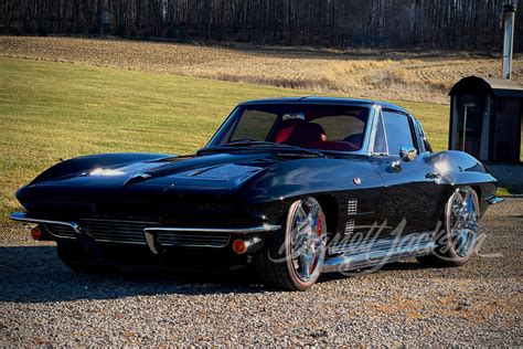 1963 Chevrolet Corvette Custom Split Window Coupe