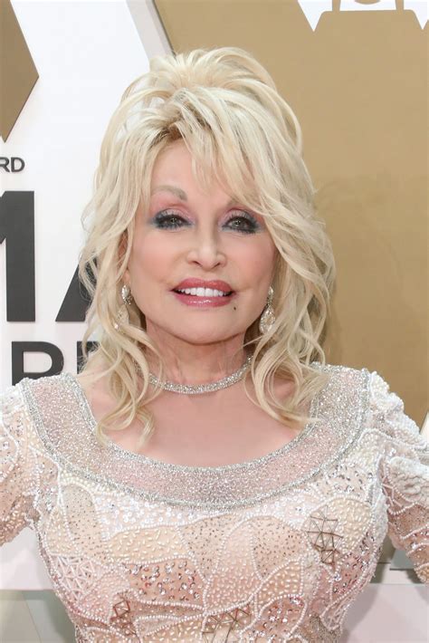 Dolly Parton Reveals What Her Real Hair Looks Like Without A Wig