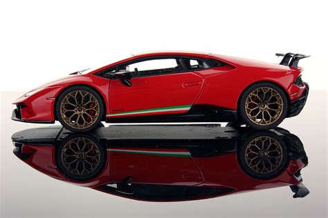 Lamborghini Huracan Performante 1:43 | Looksmart Models