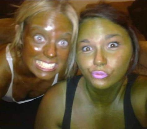 You Thought The Women Left Looking Like The Hulk Thanks To Their Fake Tan Fail Were Bad Wait