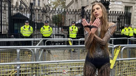 Woman Marches Through London Wearing Only Body Paint To Save Birds Toi News Toi News