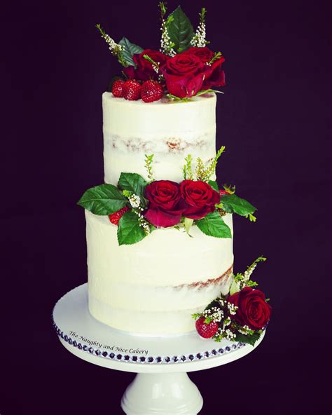 Wedding Cakes Pictures With Red Roses