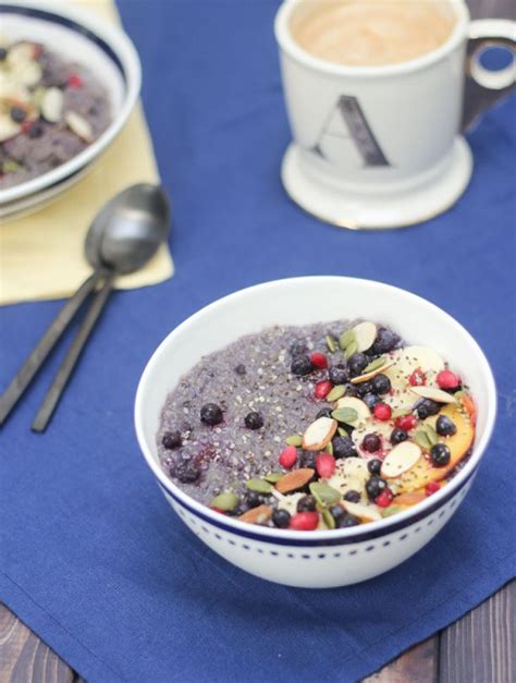Slow Cooker Vegan Breakfast Quinoa With Blueberries And Bananas No