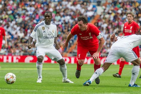 Andriy shevchenko gianfranco zola and gus poyet pull on. Liverpool Legends vs Real Madrid Legends - Mirror Online