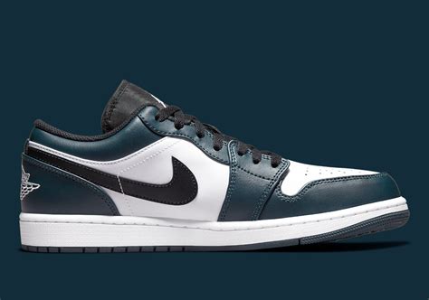 Air Jordan 1 Low Dark Teal 553558 411 Release