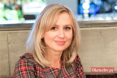 Mam do sprzedania książkę young power autor justyna suchecka. Justyna Sobolewska - Wszyscy jesteśmy czytelnikami