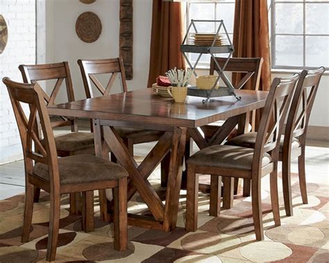 15 Lovely Wood Dining Room Design And Decor Ideas